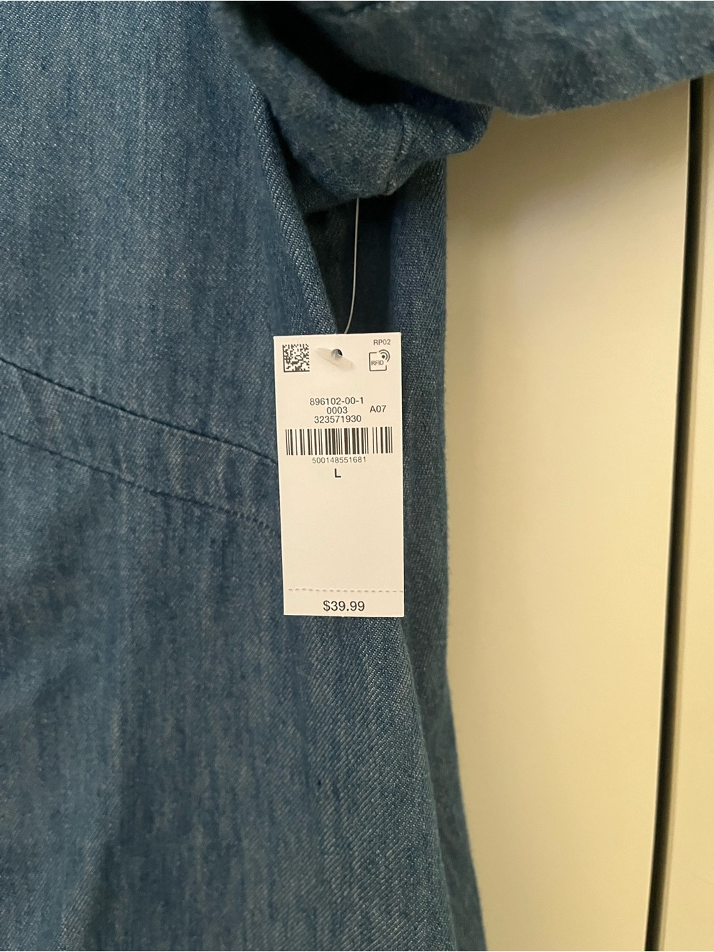 Old Navy Chambray Summer Dress - Picture 4 of 4